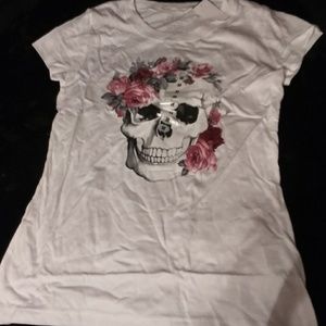 Skull shirt